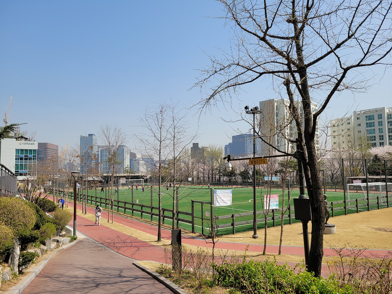 旅游业和经 旅游业和经